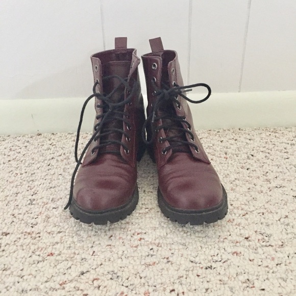 h&m burgundy boots